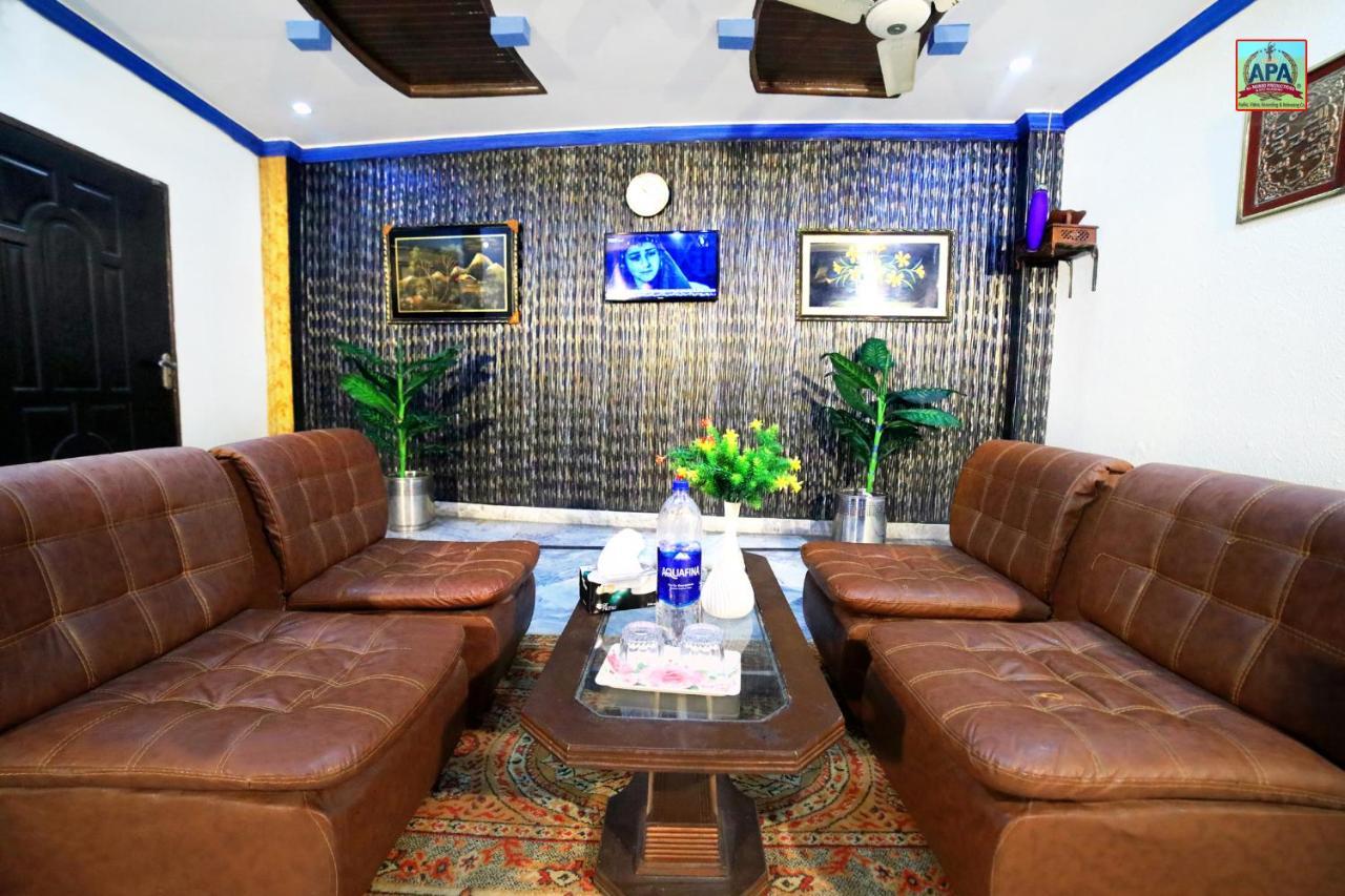 Royal Inn Guest House Lahore Buitenkant foto